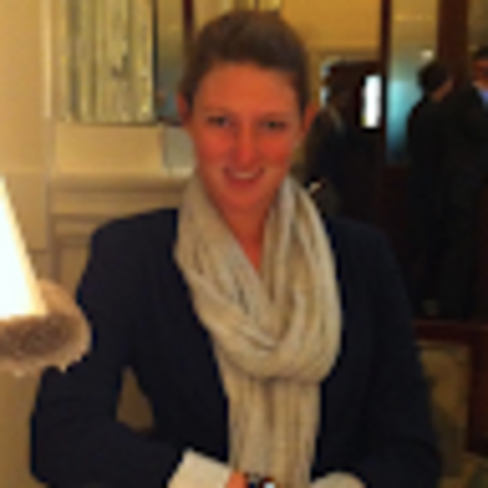 Meet your Posher, Caitlin